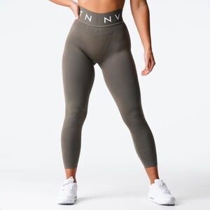 NVGTN Olive Seamless Sport Leggings
